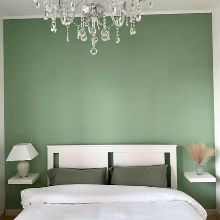 Casa Vacanza Elislor Apartments フィウミチーノ エクステリア 写真