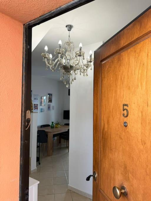 Casa Vacanza Elislor Apartments フィウミチーノ エクステリア 写真
