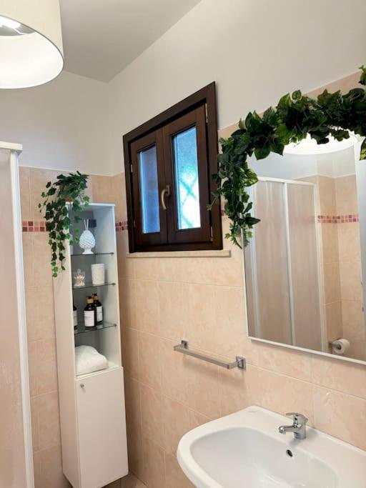 Casa Vacanza Elislor Apartments フィウミチーノ エクステリア 写真