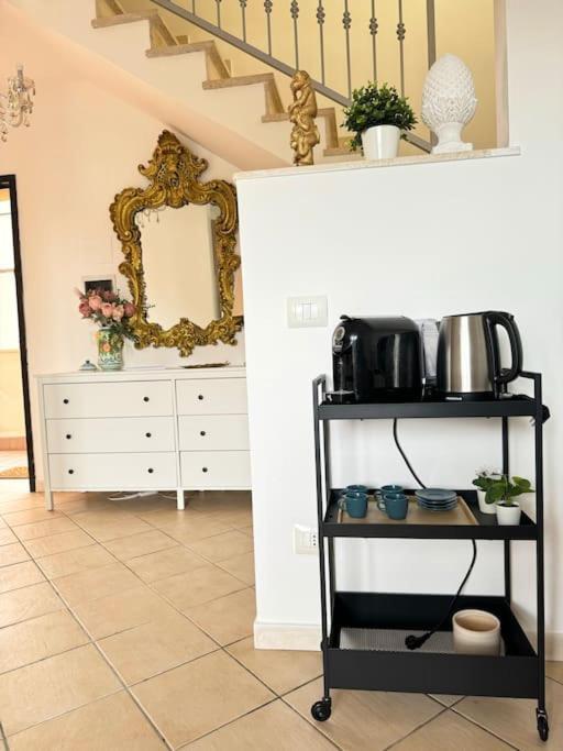 Casa Vacanza Elislor Apartments フィウミチーノ エクステリア 写真